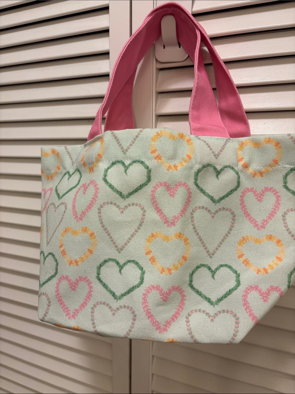 Heartstruck Lei Short Tote Bag from SoHa Keiki